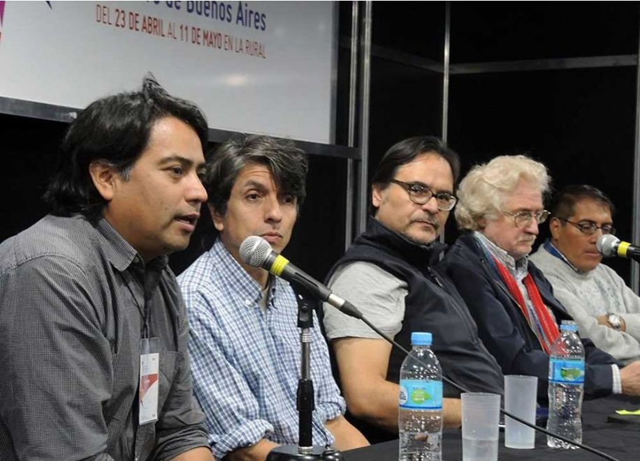 Se publicó en la Argentina libro del periodista mapuche Pedro Cayuqueo - Sólo por ser indios