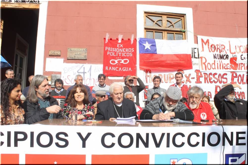 Ex presos políticos deponen huelga de hambre