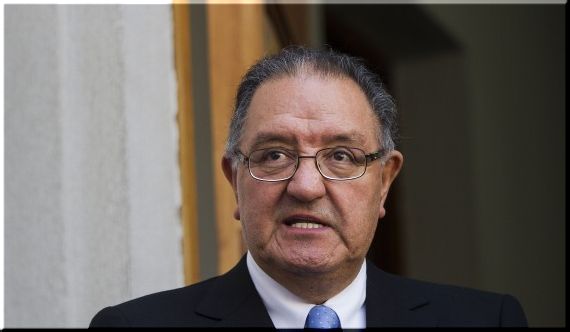 Huenchumilla: El Ministro Burgos no tiene idea del conflicto mapuche (ver video)