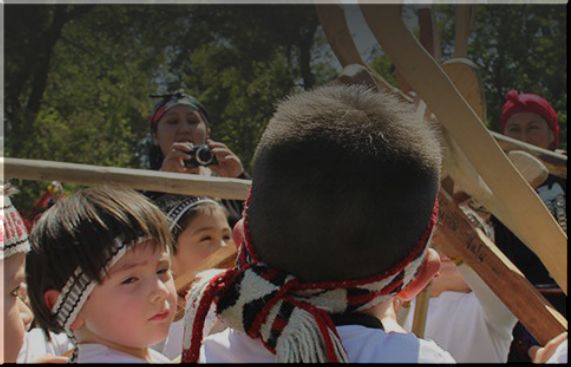 500 niños juegan al palín mapuche en La Pintana (ver video)
