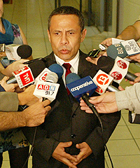 Mapuches temen "montajes" con llegada de ex fiscal Peña a Wallmapu