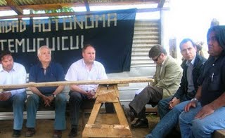 Representante de embajadas europeas en comunidad mapuche autónoma Temucuicui