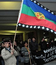 Estables se encuentran comuneros mapuche internados en Concepción