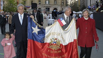 Manifestante fue detenida tras enrostrar a Piñera el conflicto mapuche