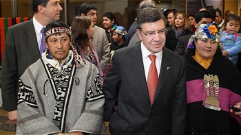 Ministro Lavín anunció área de desarrollo indígena en la Araucanía