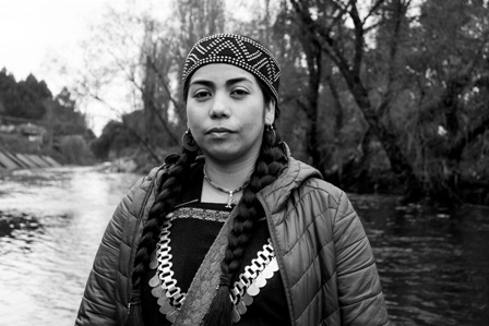 Millaray Huichalaf autoridad ancestral mapuche y líder de la comunidad