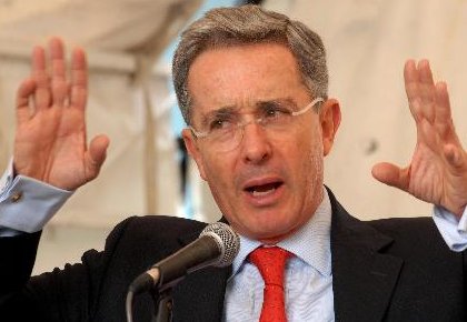 Repudian visita del ex presidente colombiano Alvaro Uribe a territorio mapuche