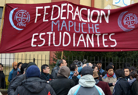 FEMAE ocupa ex Liceo de Temuco, demanda creación de Universidad Mapuche