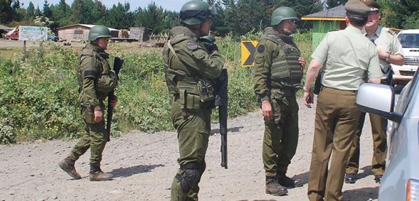 Justicia pide informe a Carabineros por procedimiento que terminó con dos mapuche heridos en Tirúa
