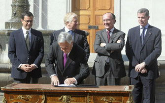 Firmado proyecto que saca a civiles de justicia militar