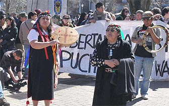 Piden mesa de diálogo por huelga mapuche