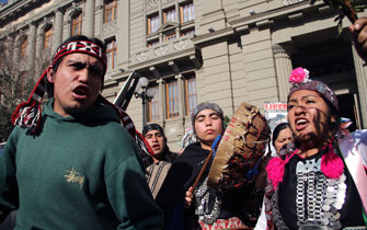 Suprema redujo condenas a mapuches por ataque a fiscal