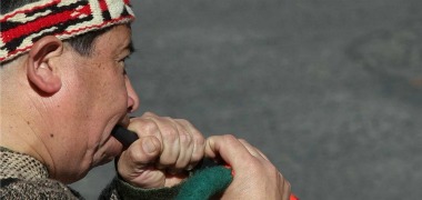 Cerca de dos mil personas marchan desde Plaza Italia en el marco del “Día de la Raza”