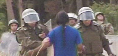 COMUNIDAD MAPUCHE ACUSA ABUSO POLICIAL TRAS BARRICADA EN RUTA 5 SUR