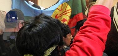 Cruce de versiones por “agresión mapuche” al gobernador Baumann