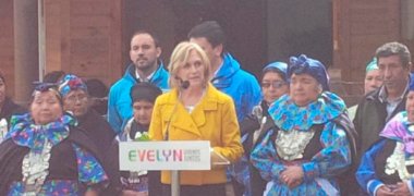 Evelyn Matthei propone “acuerdo nacional” con pueblos indígenas