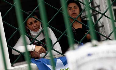 Hermanas mapuches deponen toma de la sede de Unicef tras 39 días