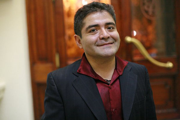 Emilio Antilef: “He querido retratar a mapuches exitosos e influyentes en su trabajo”