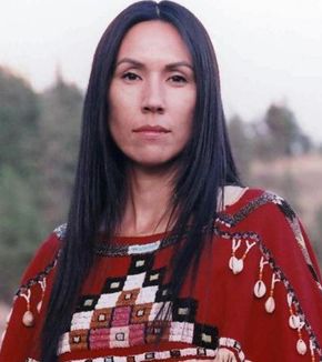 Actriz y cineasta indígena de Canadá visita territorio Mapuche para nueva producción