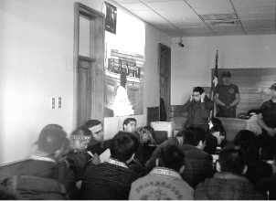 Juicio en Cañete: mapuches abandonan sala e increpan a fiscal por uso de testigos protegidos