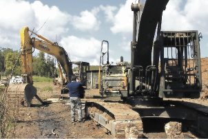 Peritajes por atentado revelan uso de bombas molotov y escopeta