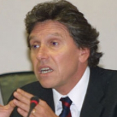 “La justicia militar en Chile debió haberse modificado hace muchos años atrás”