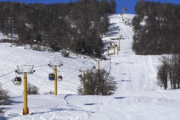 Liberan tierras para traspasarlas a los mapuches en Chapelco