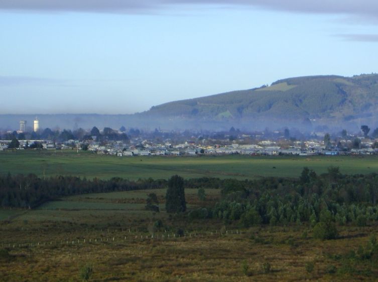 Derrumban tres viviendas que estaban siendo construidas por comuneros mapuche de Itropulli