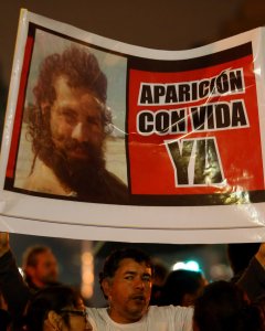 Miles de argentinos exigen la aparición con vida