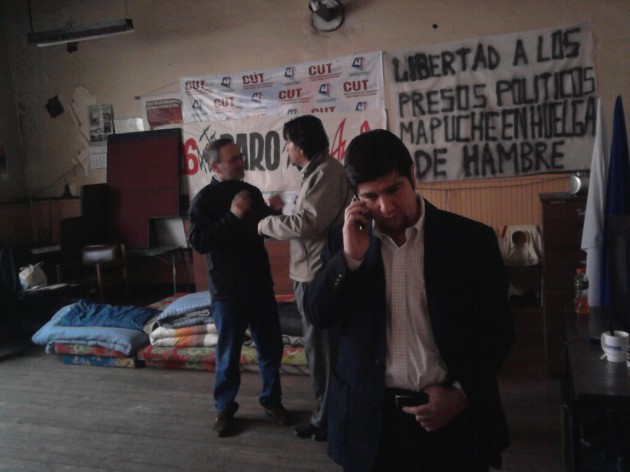 Temuco: Diputados en huelga de hambre decidirán esta tarde si continúan con la medida o la deponen