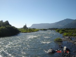 Mapuche se oponen a construcción de central hidroeléctrica y a un proyecto minero en río Trancura