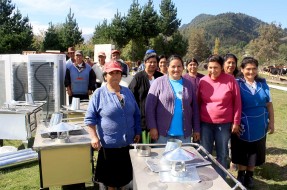 Entregan $12 millones en equipamiento a familias huilliche para mejora de viviendas