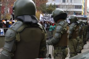 Con incidentes finaliza movilización en favor de demandas del pueblo mapuche en Valparaíso