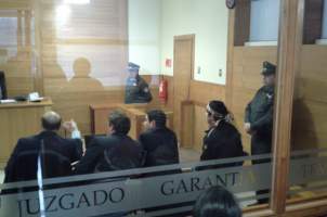 En prisión preventiva queda estudiante mapuche acusado de quema de maquinaria en Temuco