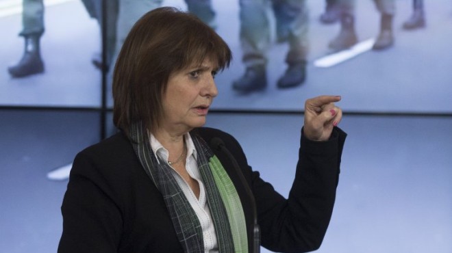 Patricia Bullrich: “Se trabaja denodadamente en la búsqueda de Maldonado”