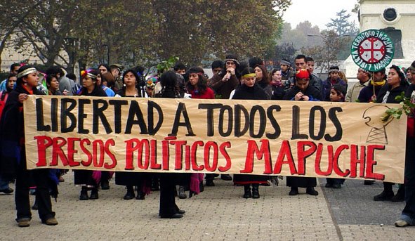 Gobierno de Piñera mantiene a 44 mapuche condenados o imputados por luchar por la tierra