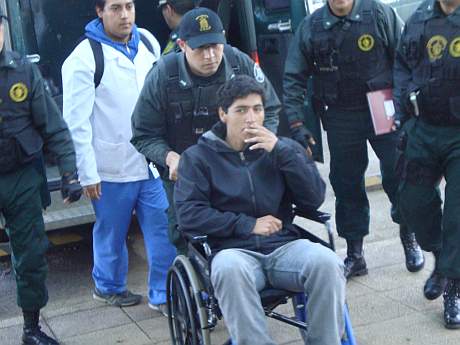 Un reo mapuche en huelga de hambre fue trasladado hasta el hospital de Victoria