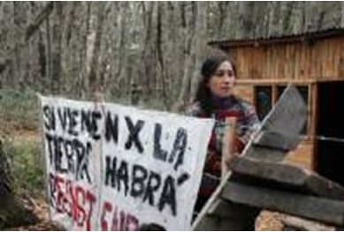 Argentina, Villa La Angostura: Violento ataque a familias mapuches  con armas de fuego, gas pimienta